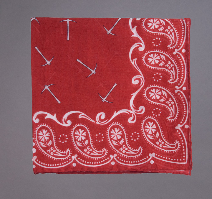 Bandana Print Pocketsquare, Red