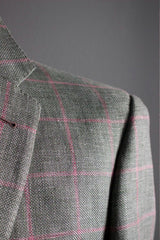 Windowpane sportcoat in green with pink