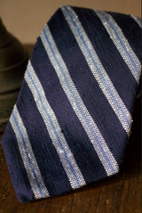 Dobby Stripe Tie in Navy and White